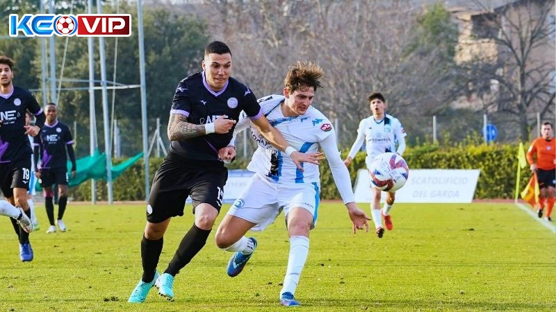 Khác biệt về tình thế thời điểm đối đầu